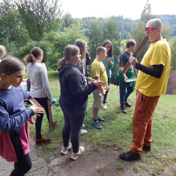 ... takže Domino s připravenými soutěžemi...