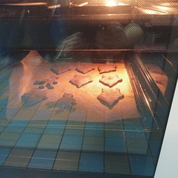 Mikulášské pečení ve družině