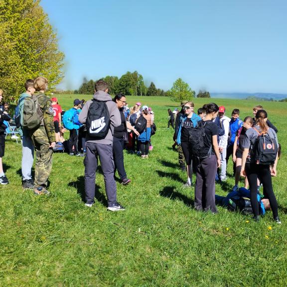 se skupiny dětí dostaly postupně na jednotlivá stanoviště.