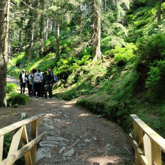 Prošli jsme i tajemná zákoutí kde byste možná čekali Krakonoše.
