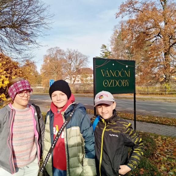 Vánoční ozdoby Dvůr Králové, Kuks (5.11.2025) osmé třídy