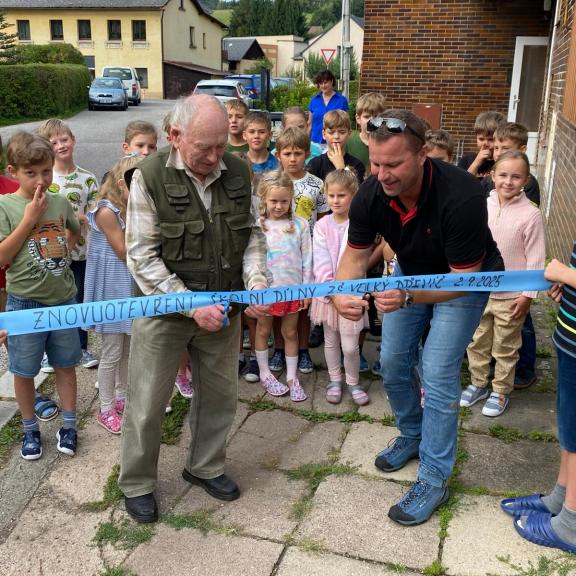 Znovuotevření školní dílny po 25 letech